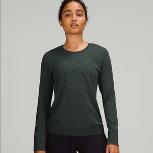 Swiftly Tech Breathe long sleeve